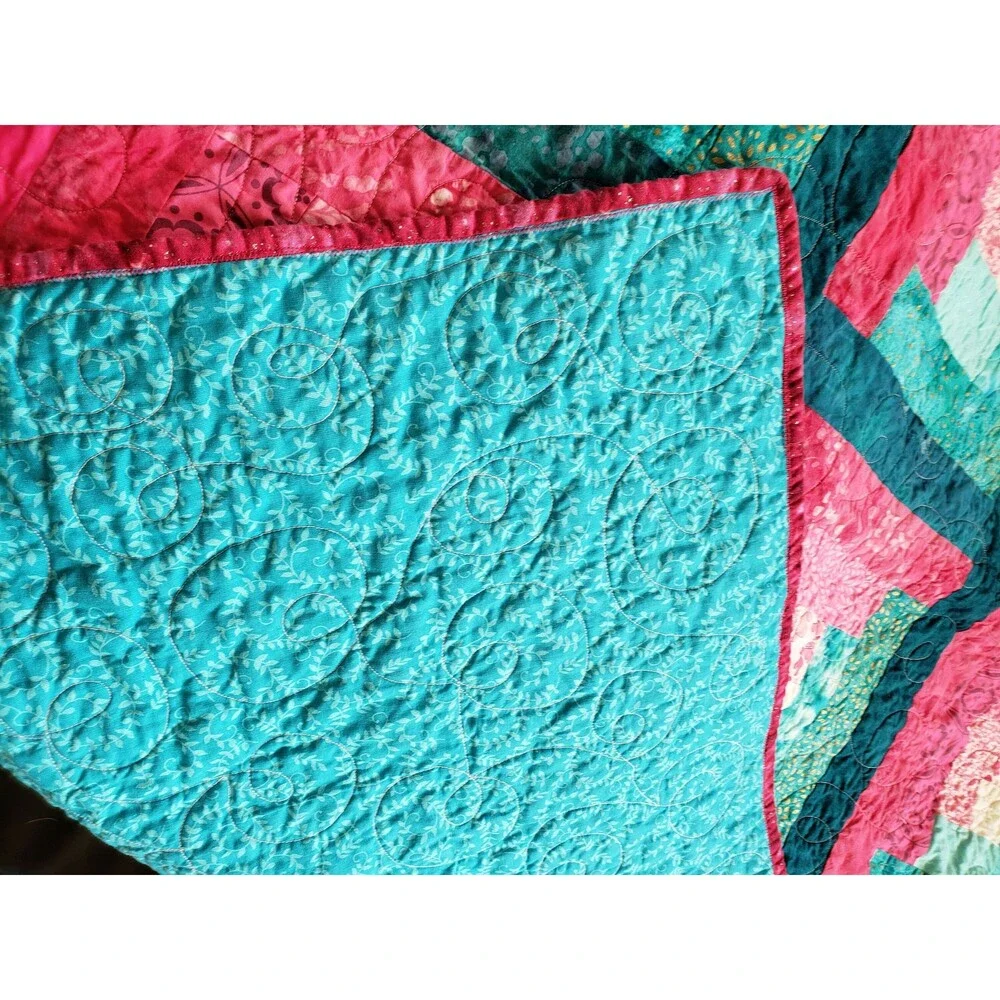 Log Cabin Quilt, Bright, Modern, Traditional Pattern, Sofa Quilt Blanket Throw